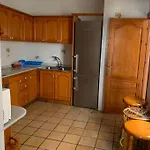 Ca Corrales: En La Playa, Pero En El Pueblo Vakantiehuis