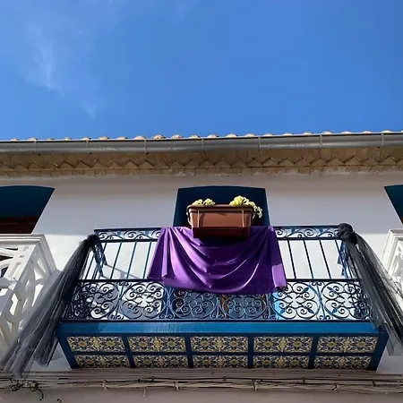 Ca Corrales: En La Playa, Pero En El Pueblo Holiday home