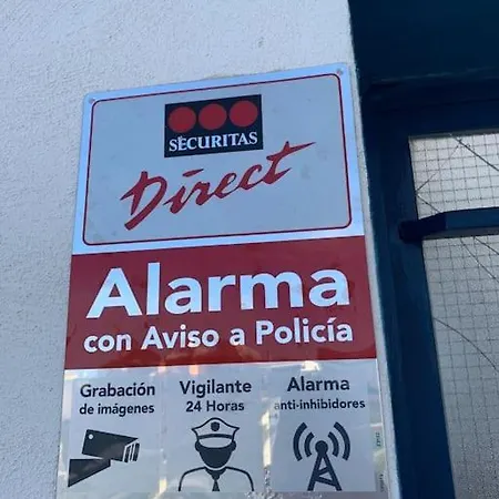 Ca Corrales: En La Playa, Pero En El Pueblo Ferienhaus *