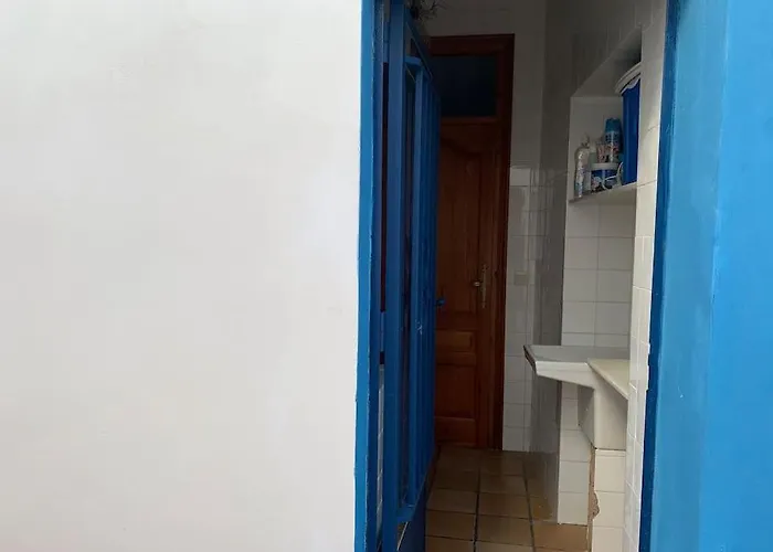 Ca Corrales: En La Playa, Pero En El Pueblo Feriehus