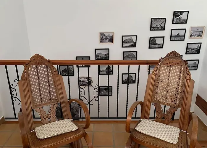 Feriehus Ca Corrales: En La Playa, Pero En El Pueblo Calpe